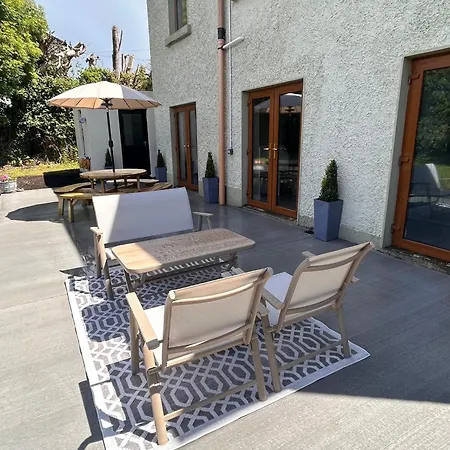 Hillcrest Lodge, * Carrick on Shannon