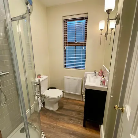 בית נופש Hillcrest Townhouse,