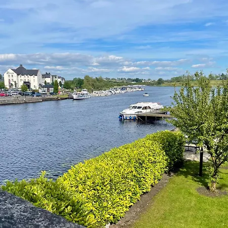 בית נופש Hillcrest Townhouse, *