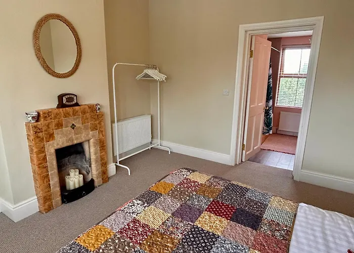 Hillcrest Townhouse,